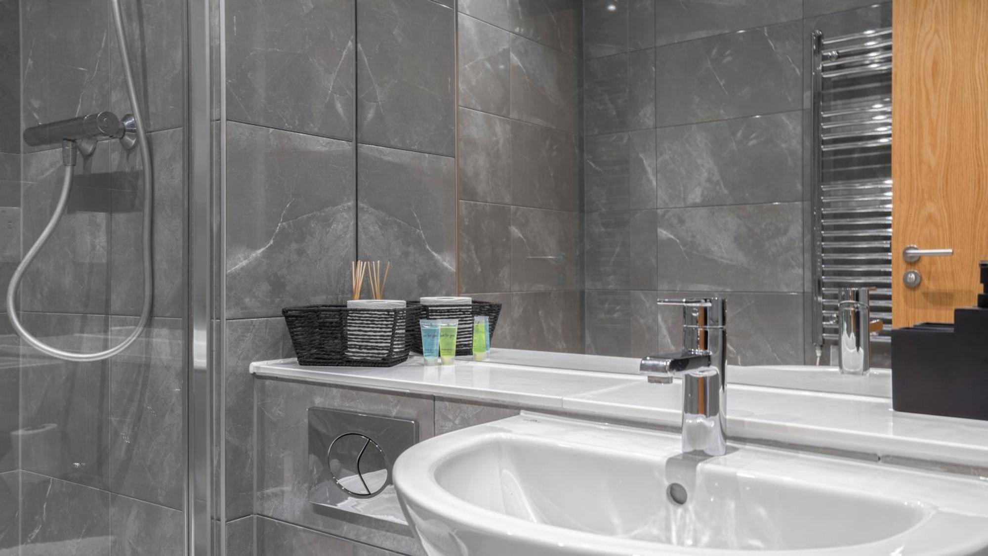 Axium Escape- 2 Bed Apartment, Birmingham City Centre Esterno foto